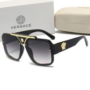 Sunglasses 06765ec71c19577784f865e718969a915c936e52a75378ee6b73ef10a47593bb.jpg