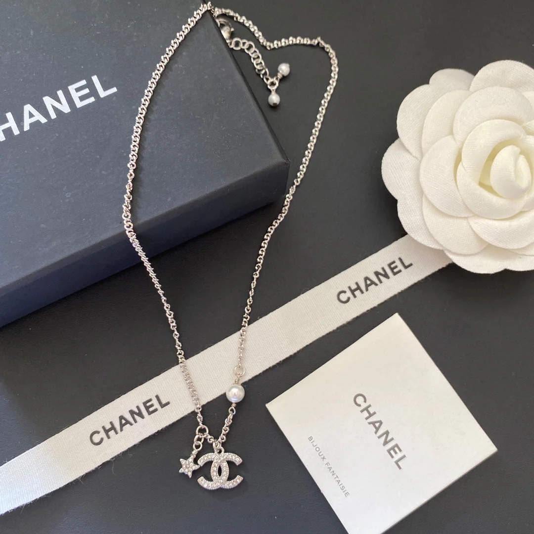 classic crystal necklace classic crystal necklace