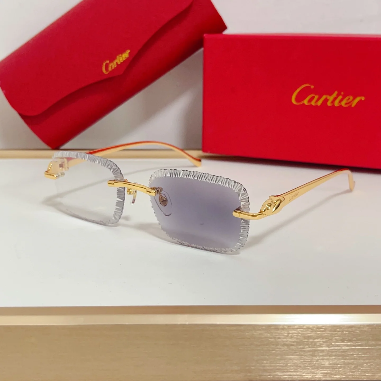 black panther series diamond cut lenses will change color under ultraviolet light black panther series diamond cut lenses will change color under ultraviolet light