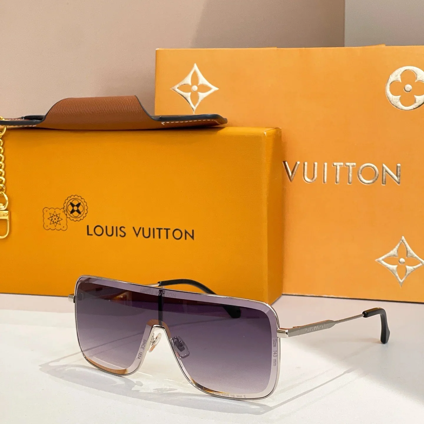 fashion hot 8 color sunglasses 120801 fashion hot 8 color sunglasses 120801