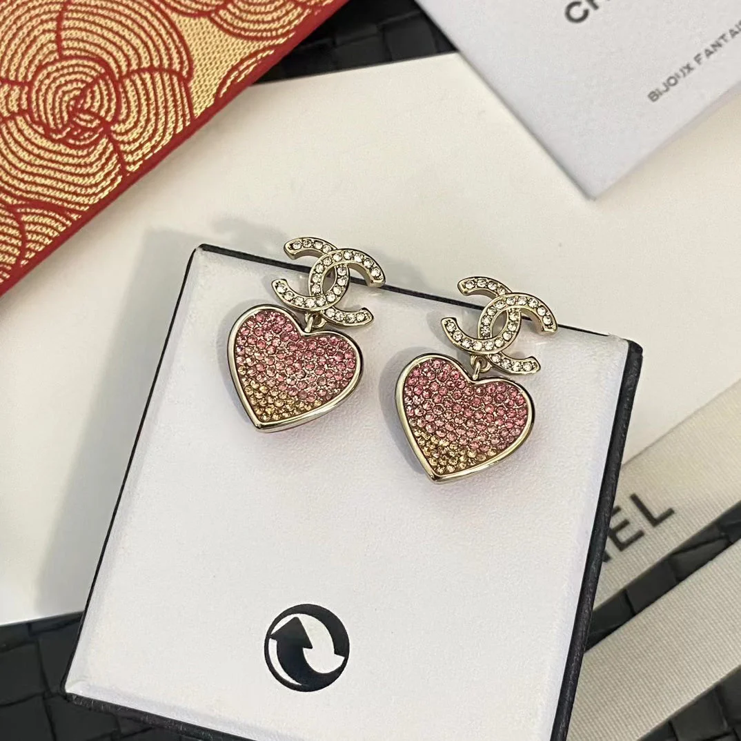 elegant diamond heart earrings elegant diamond heart earrings