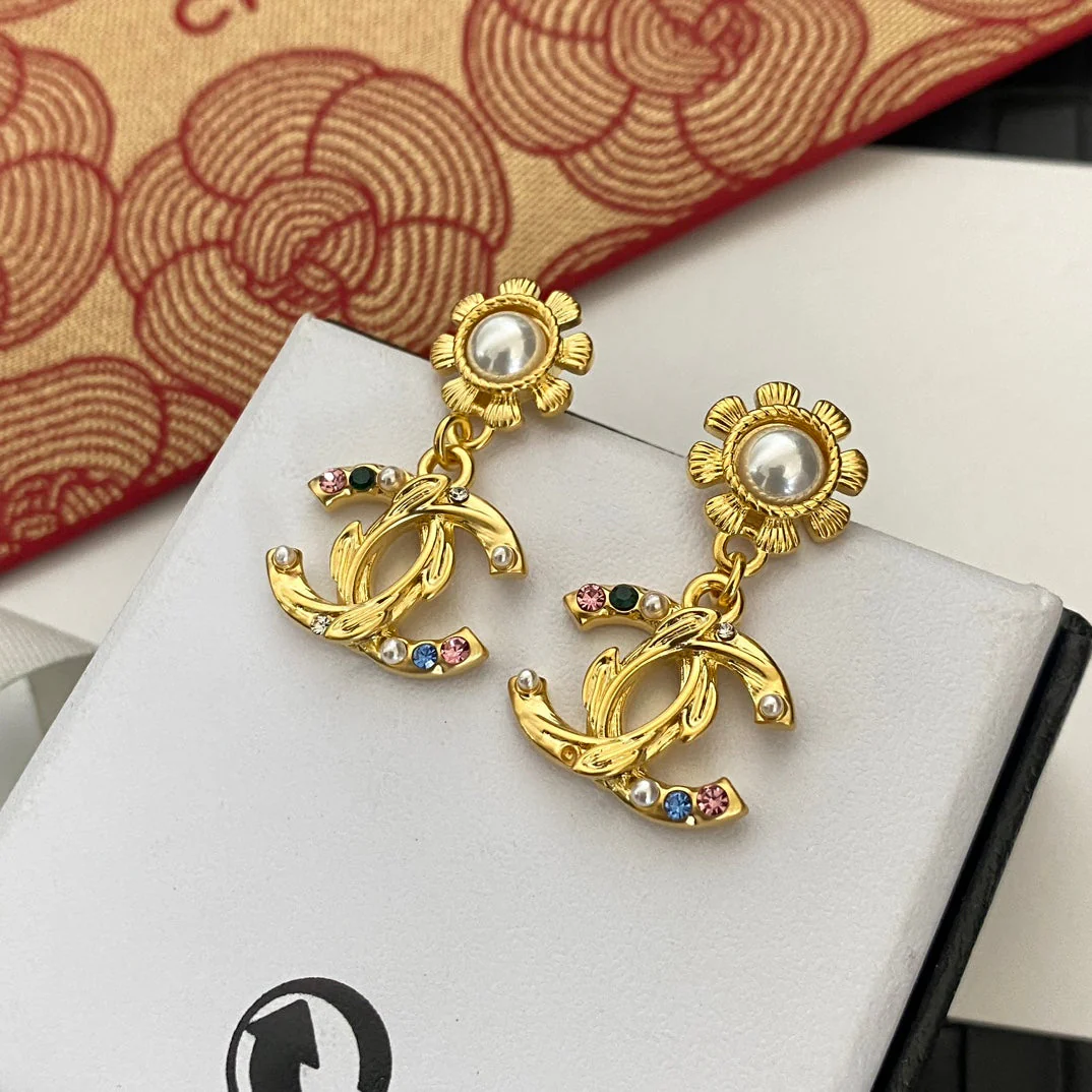 trendy gold floral earrings trendy gold floral earrings