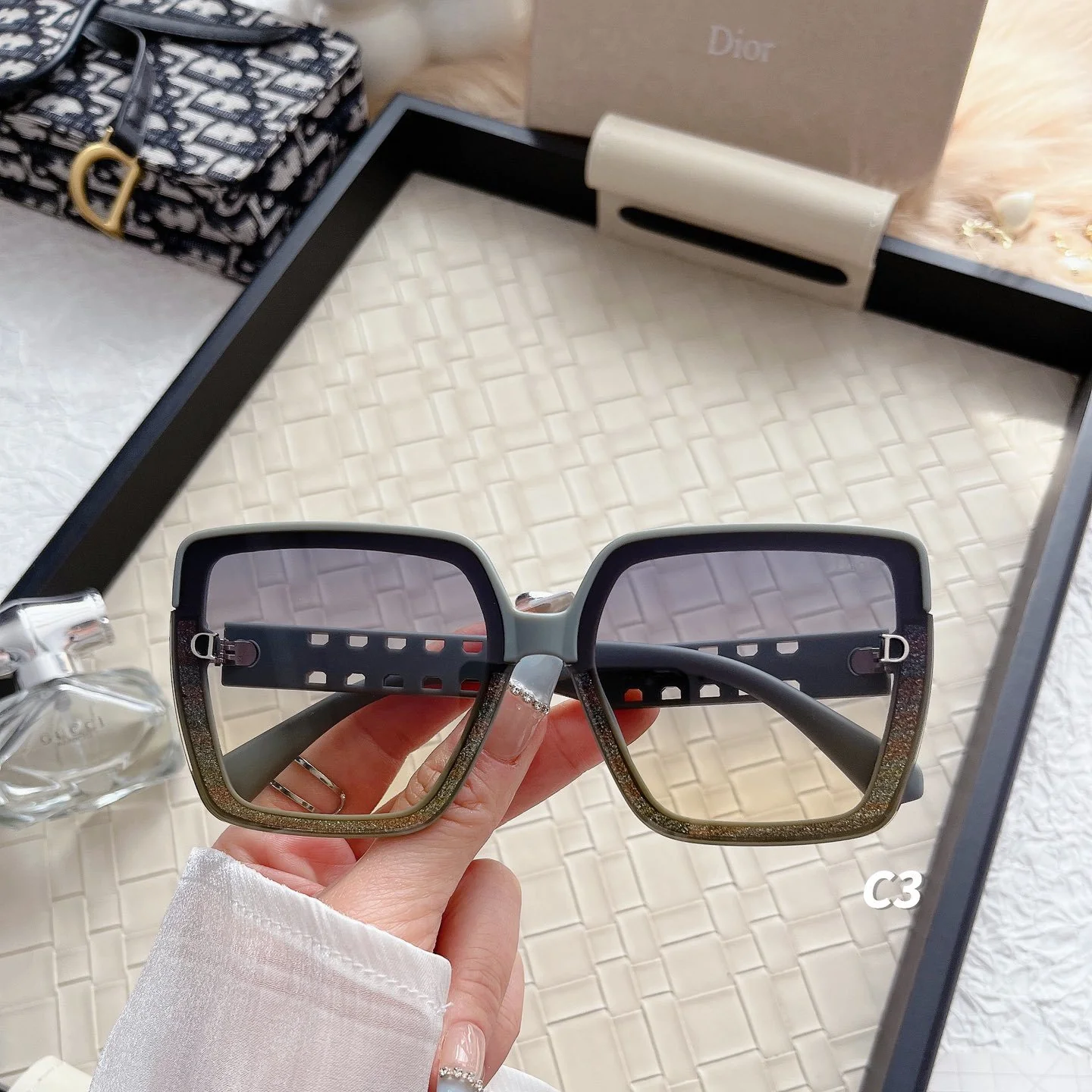 fashion hot 4 color sunglasses 5910 fashion hot 4 color sunglasses 5910