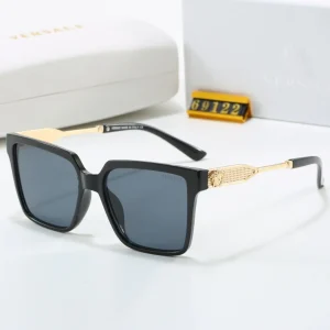 Sunglasses import placeholder for 583123683368108032