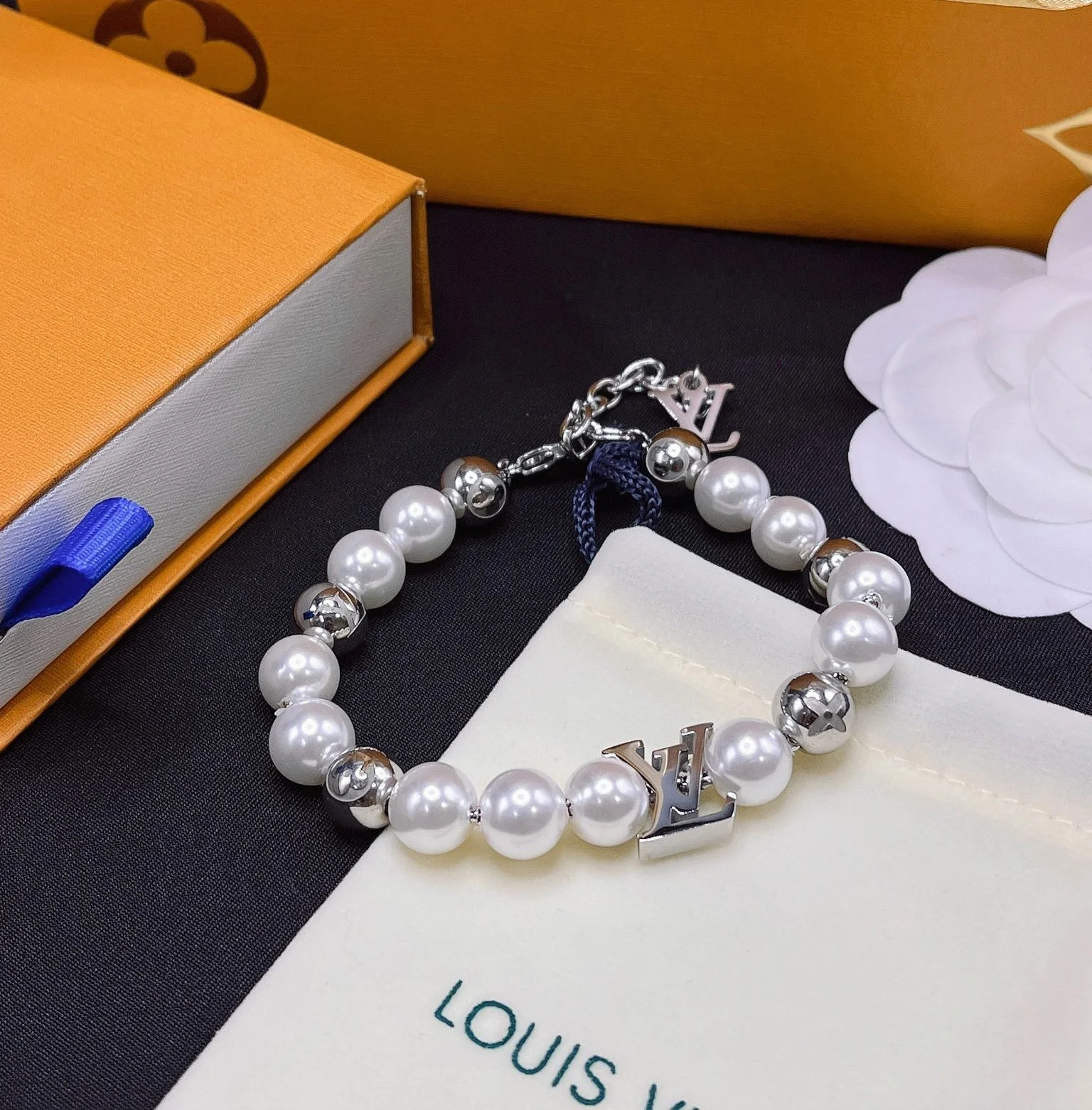 fashion pearl bracelet fashion pearl bracelet