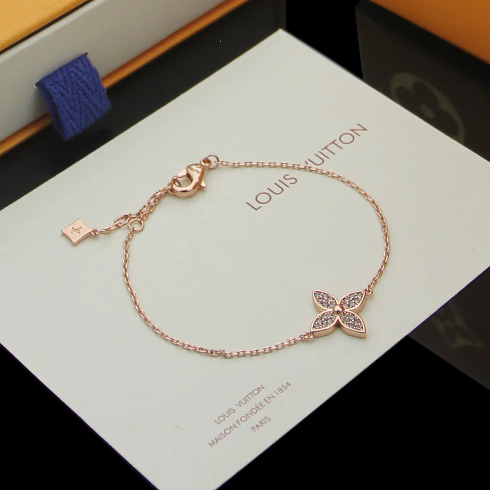 star blossom necklace and bracelet star blossom necklace and bracelet