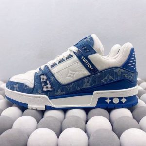 Trainer Sneaker import placeholder for 4362550