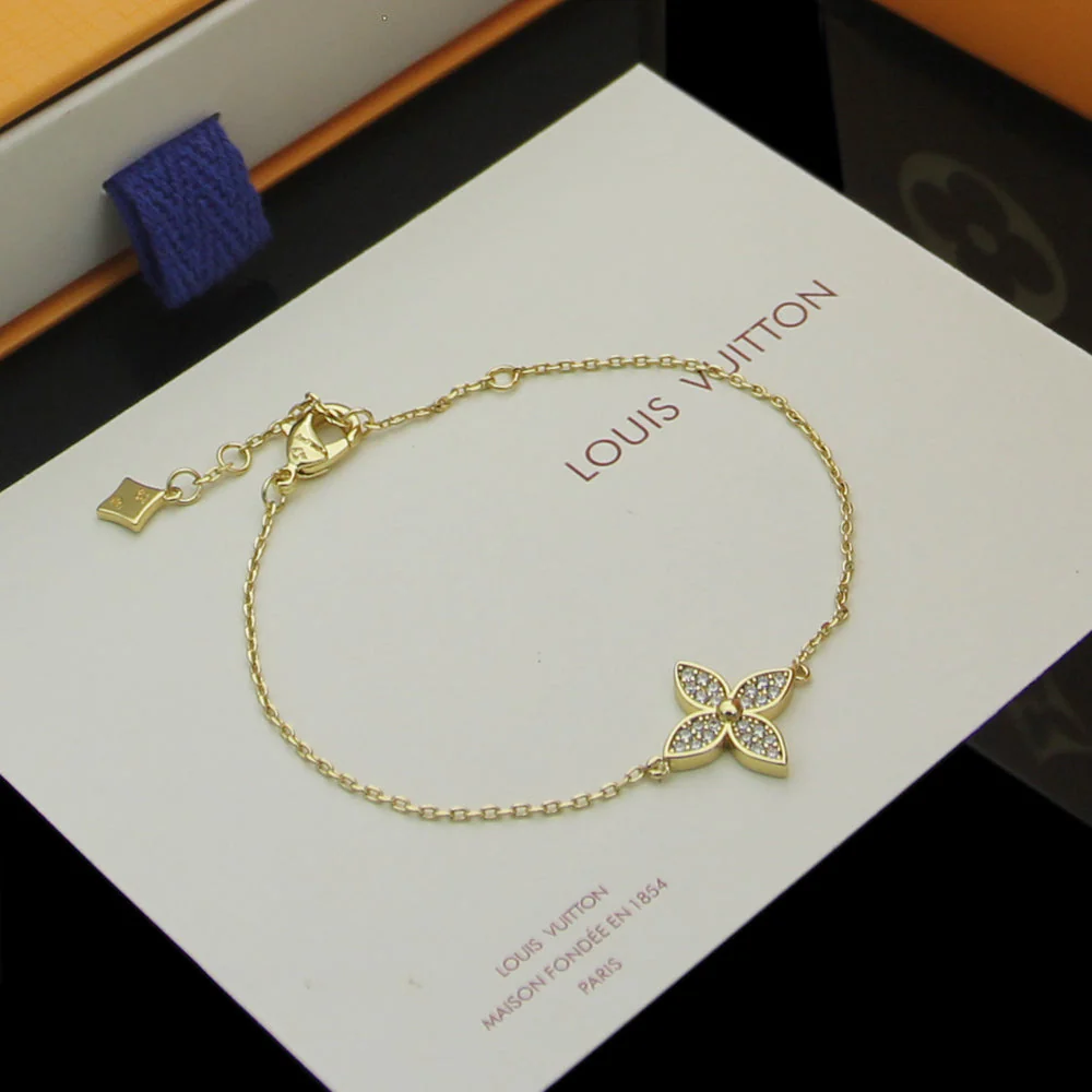 star blossom necklace and bracelet star blossom necklace and bracelet